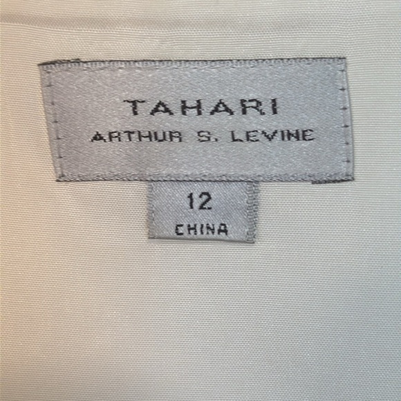 Tahari Arthur S Levine tank top blouse size 12 - Picture 3 of 9
